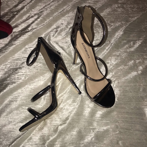 JustFab heels - Picture 1 of 2